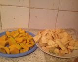 A picture of step 1 of Pumpkin and sweet potatoes soup #4week challenge.