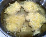 Foto langkah ke 2 dari resep Bakwan Jagung ala resto manado.