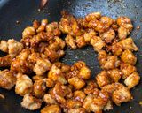 Foto langkah ke 7 dari resep Ayam Sauce Madu (Chicken Honey Caramelized).