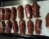 A picture of step 6 of 'V' Homemade Bounty Bars.