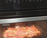 Foto del paso 4 de la receta: Contramuslos de pollo rural al horno con patatas, zanahorias, cebollas, setas y guisantes