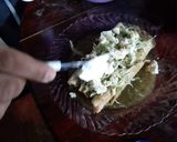 Foto del paso 9 de la receta: Enchiladas verdes con tacos fritos rellenos de pollo