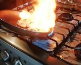 Foto del paso 5 de la receta: Camarones flameados con arroz