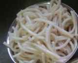 ત્રીએંગલ ચાઈનીઝ નૂડલ્સ પરાઠા (triangle chinese noodles paratha Recipe in gujarati) રેસીપી સ્ટેપ1ફોટો