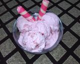 A picture of step 3 of Strawberry ice cream (Eggless).