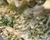 A picture of step 4 of Instant noodles pakoray.
