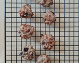 Foto del paso 4 de la receta: Galletas de banana madura y coco con frutos secos, deshidratados y semillas