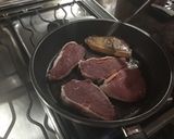 Foto del paso 2 de la receta: Lomo al champiñón con papas noissette