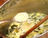 Medvehagyma krémleves recept fázis 6 fotója