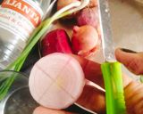 A picture of step 2 of Instant Onion 😋Beetroot pickle (white Wine vinegar instant onion pickle).