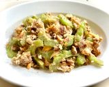 รูปขั้นตอนการทำที่ 2 ของ มะระผัดไข่หมูสับ