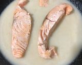 Foto del paso 7 de la receta Salmón en salsa de cebolla