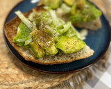 Foto del paso 3 de la receta Tostada con varios superalimentos para un desayuno completo
