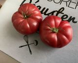 Une image de l'étape 5 de Salade de concombre, tomates et feta sauce roquefort.