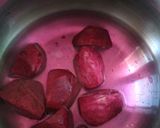 બીટ રૂટ ને દૂધી નો હલવો (Beetroot Ne Dudhi No Halwo Recipe In Gujarati) રેસીપી સ્ટેપ3ફોટો