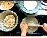 मूली का पराठा (mooli ka paratha recipe in Hindi) रेसिपी चरण 2 फोटो
