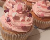 Foto del paso 5 de la receta: Cupcakes 🧁 (buttercream frosting)