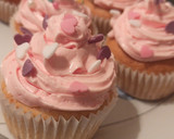 Foto del paso 5 de la receta: Cupcakes 🧁 (buttercream frosting)