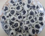 Hình bước làm 3 của món Chè trôi nước nhân đậu phộng