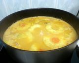 A picture of step 2 of LG SWEET POTATO AND PINEAPPLE IN COCONUT MILK(KELEDEK MASAK LEMAK ).