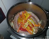 Foto del paso 2 de la receta: Chorizo a la pomarola