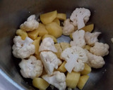 Foto del paso 1 de la receta: Crema de coliflor con mostaza y queso
