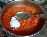 A picture of step 3 of Valentine's Day special Carrot Halawa.