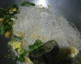 Foto langkah ke 2 dari resep Bihun Goreng.