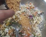A picture of step 2 of Sprout bhel.