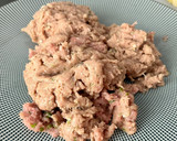 Foto del paso 3 de la receta: Gyozas caseras mixtas con mahonesa de soja, mahonesa de siracha y chili dulce