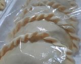 Foto del paso 9 de la receta: Empanadas de sardinas con 5 ingredientes