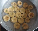 A picture of step 3 of Shahi Gatta Curry.