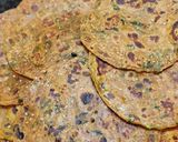 દૂધી અને મેથી ના થેપલા (Dudhi Methi Thepla Recipe In Gujarati) રેસીપી સ્ટેપ3ફોટો
