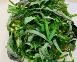 Hình bước làm 4 của món Salad dưa leo và lá mè chay