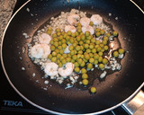 Foto del paso 3 de la receta: Revuelto de Champiñones con gambas