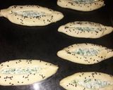 صورة لخطوة 3 من وصفة فطائر بالجبن 😍😋