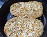 Foto del paso 1 de la receta: Focaccias al romero con palmitos y queso Brillant-Savarin, sin horno