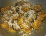 मसाला आलू बैंगन फ्राई (Masala Aloo Baigan fry recipe in Hindi) रेसिपी चरण 4 फोटो