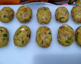 Foto langkah ke 5 dari resep 65. Perkedel Kentang Kornet.