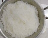 Foto langkah ke 1 dari resep Bihun Sosis.