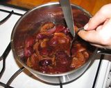 Pálinkás szilvaleves recept fázis 4 fotója
