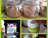 A picture of step 1 of Amies Strawberries & Cream Cheesecake Jars.