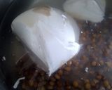 A picture of step 2 of Sig's Creamy Cucumber Curry.