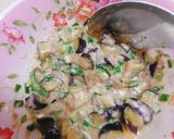 Hình bước làm 2 của món Trứng chiên cà tím