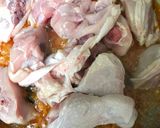 Foto langkah ke 2 dari resep Ayam Woku Kemangi.