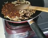 Foto langkah ke 6 dari resep Tenderloin Steak with Blackpepper Mushroom Sauce.