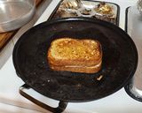 Foto del paso 2 de la receta: Sándwich de queso a la parrilla (Grilled cheese sándwich)