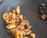 Foto langkah ke 3 dari resep Cumi Goreng Tepung dengan Honey Lime Sauce.