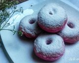 Foto langkah ke 6 dari resep Donat buah naga.