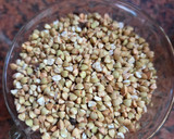 Foto del paso 1 de la receta: Pan de grano de trigo sarraceno larga fermentación, sin harina, sin levadura, en molde de silicona
